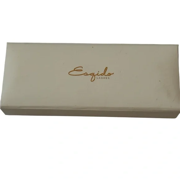 Esqido Handcrafted False Eyelashes New in Box - Picture 6 of 6